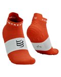 COMPRESSPORT Cycling ankle socks - PRO RACING SOCKS V4.0 RUN - red