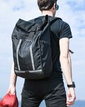 MONTON backpack - URBAN 17 L - black
