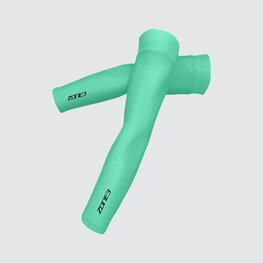 ZONE3 Cycling hand warmers - AQUAFLO PLUS - light green