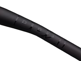 PRO handlebars - THARSIS FLAT CARBON 720mm - black