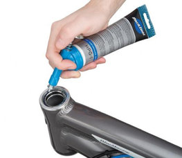 PARK TOOL pistol - GREASE GUN PT-GG-1 - blue