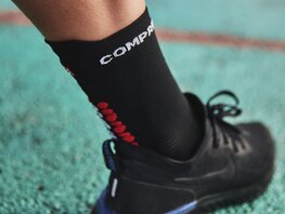 COMPRESSPORT Cyclingclassic socks - PRO RACING  V4.0 RUN HIGH - black/red
