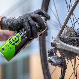 MUC-OFF eBike cleaning kit - EBIKE ESSENTIALS KIT