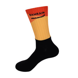 BONAVELO Cyclingclassic socks - BAHRAIN MCLAREN 2020 - black/red/yellow