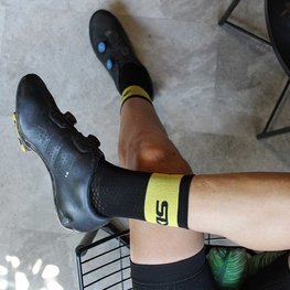SIX2 Cyclingclassic socks - SHORT LOGO - black/yellow